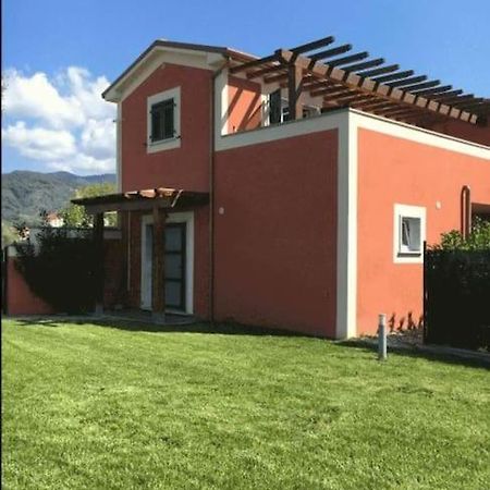 Il Casale Rosso Monolocale Cinque Terre-Toscana Caniparola di Fosdinovo Ngoại thất bức ảnh