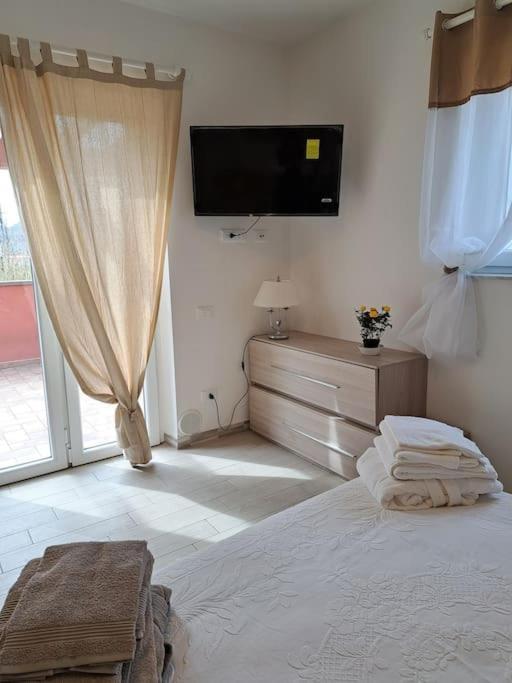 Il Casale Rosso Monolocale Cinque Terre-Toscana Caniparola di Fosdinovo Ngoại thất bức ảnh